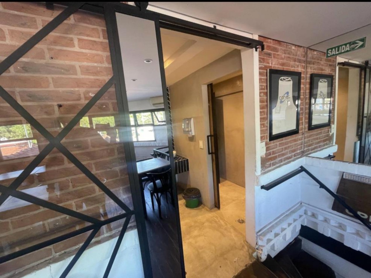 Excelente Local en Pinamar