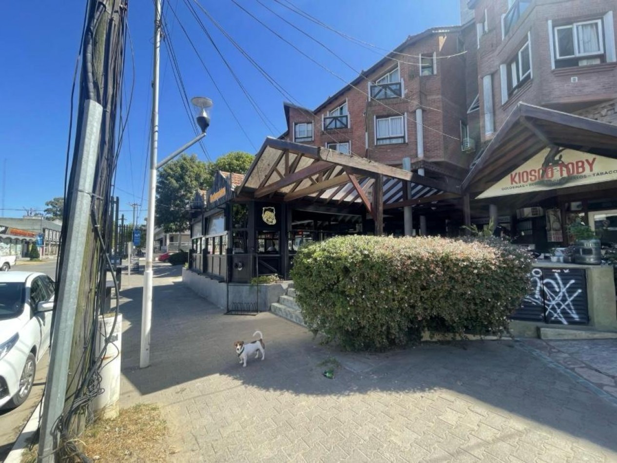 Excelente Local en Pinamar